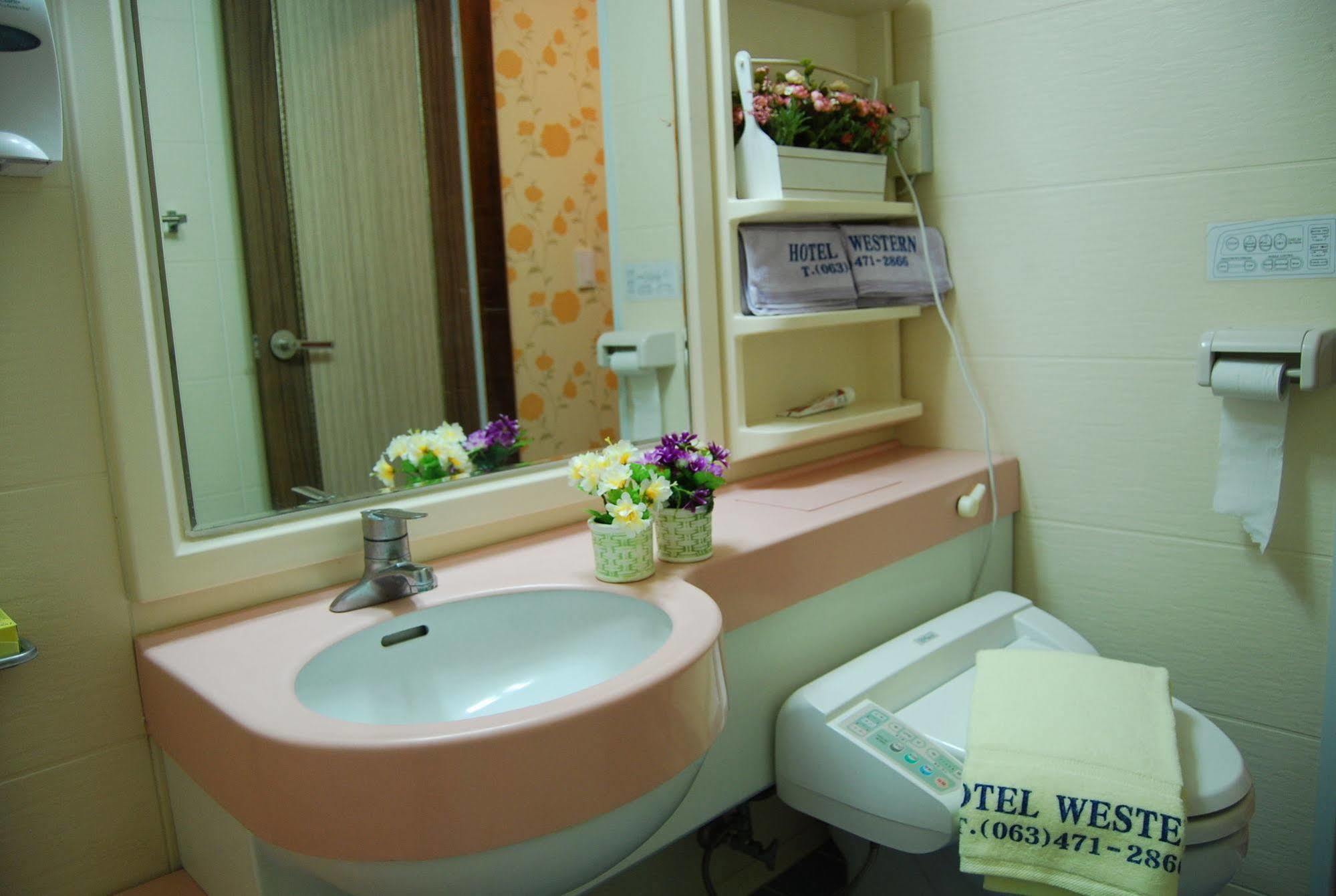Gunsan Western Hotel Extérieur photo