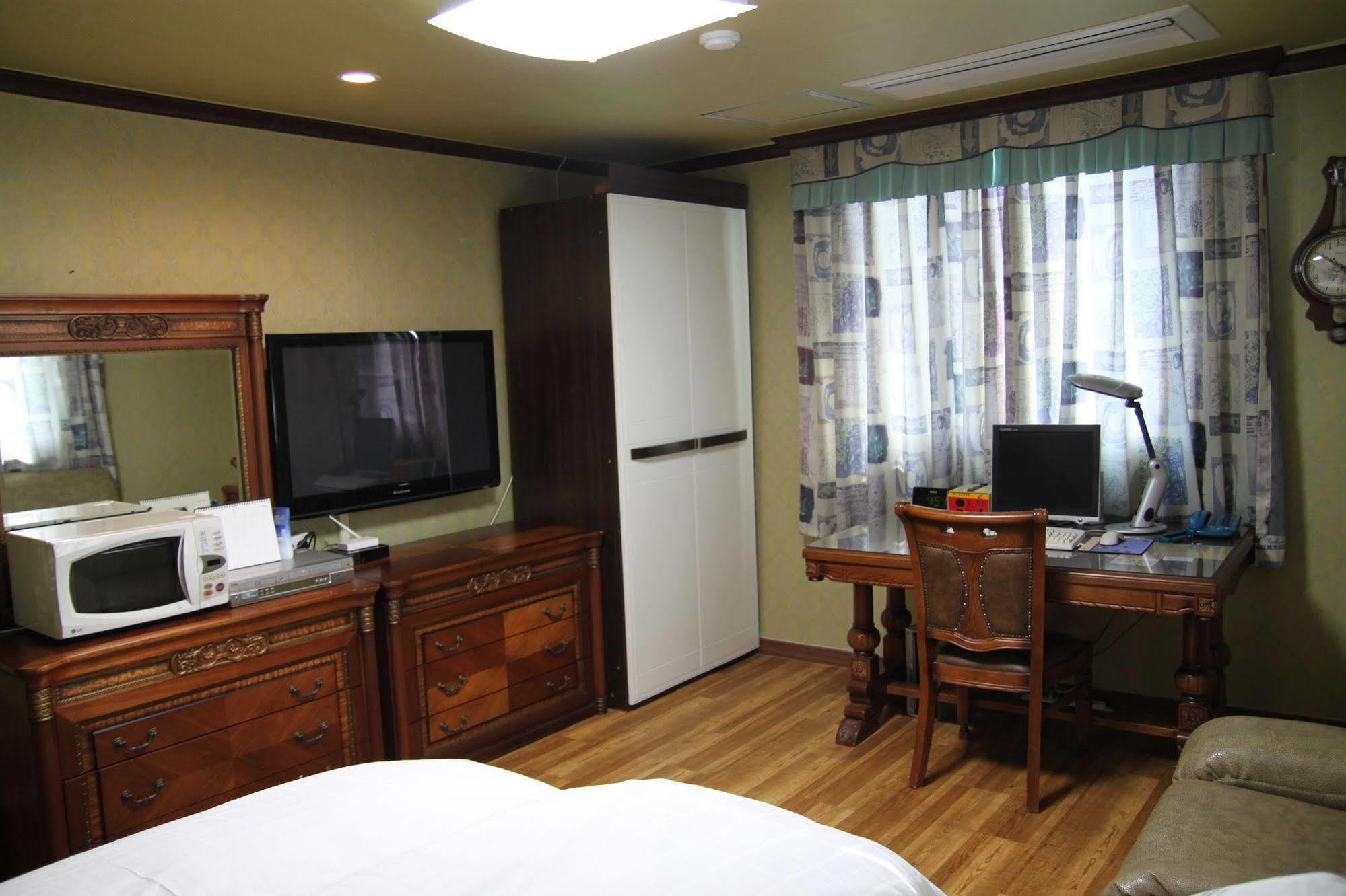Gunsan Western Hotel Extérieur photo